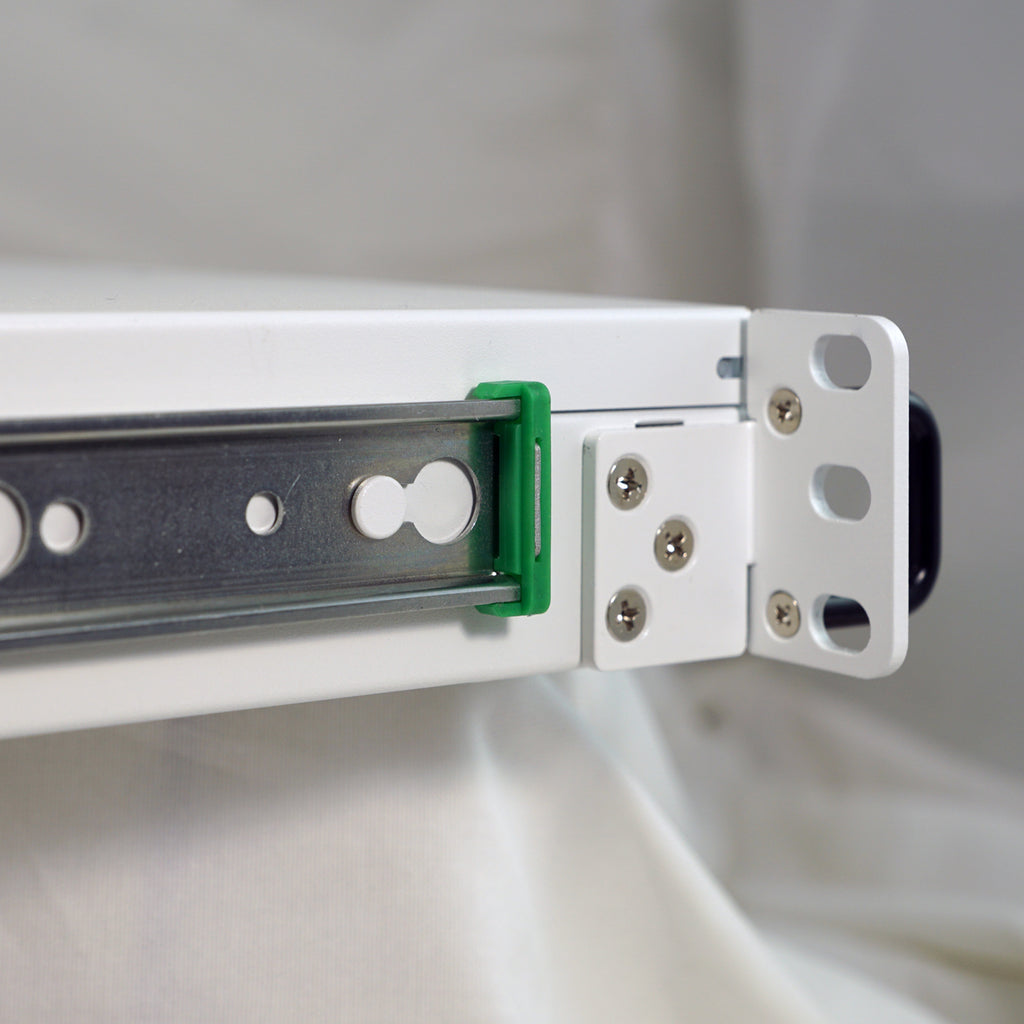 Netgate Installer Netgate 8300 Rackmount Sliding Rail Kit 21-28 in.